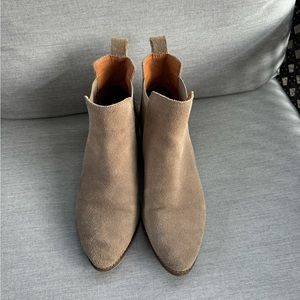 Women’s Lucky Brand Chelsea Boots
